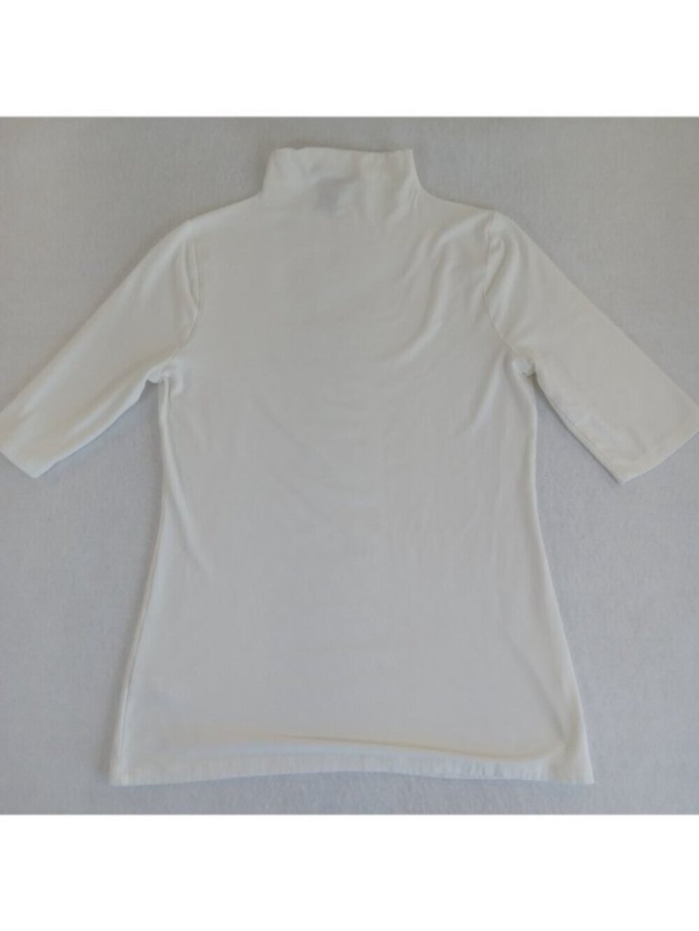 Women's White Mock Neck 3/4 Sleeve Top - Picture 2 of 2